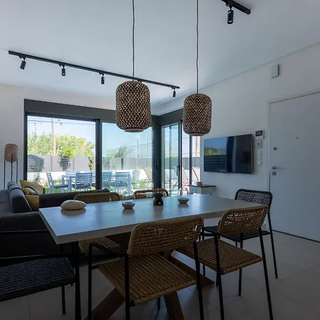 Luxury With Private Pool And Lefkáda